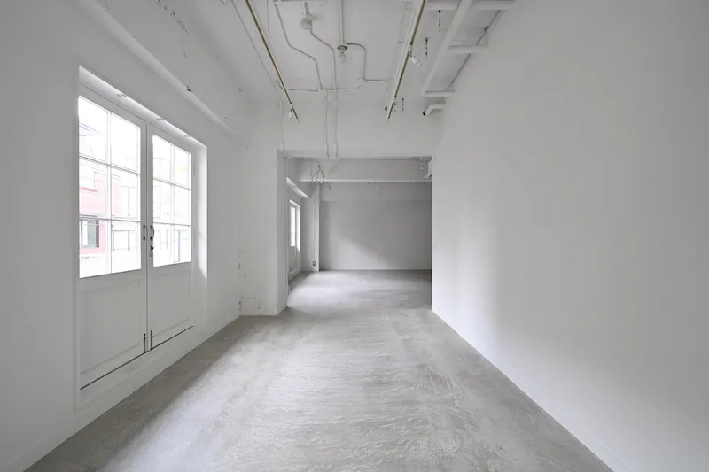 【代官山｜渋谷駅8分｜UPPER STUDIO】自然光が入る贅沢なクリエイティブスペース