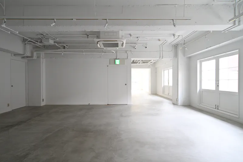 【代官山｜渋谷駅8分｜UPPER STUDIO】自然光が入る贅沢なクリエイティブスペース