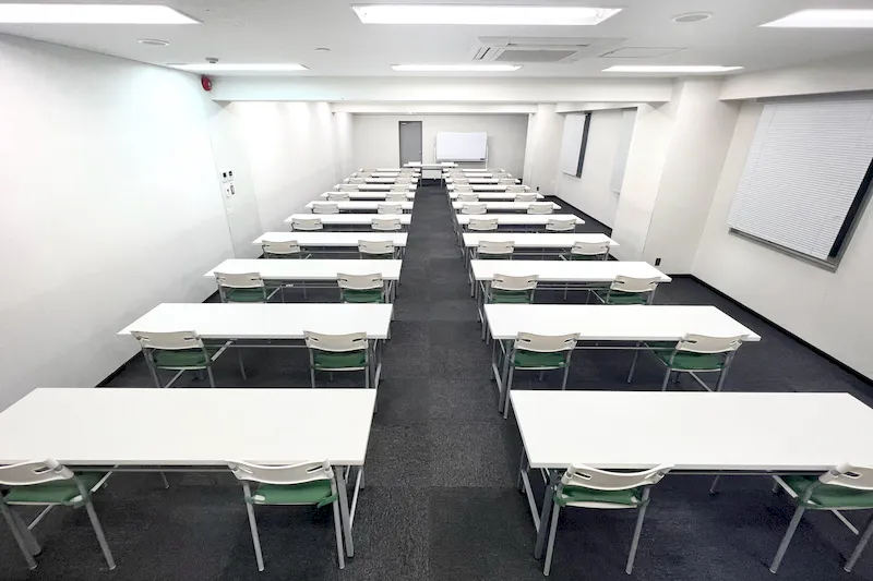 【五反田駅徒歩5分】招待制の製品PR会や受注販売会に適した70名程度収容可能なレンタルスペース