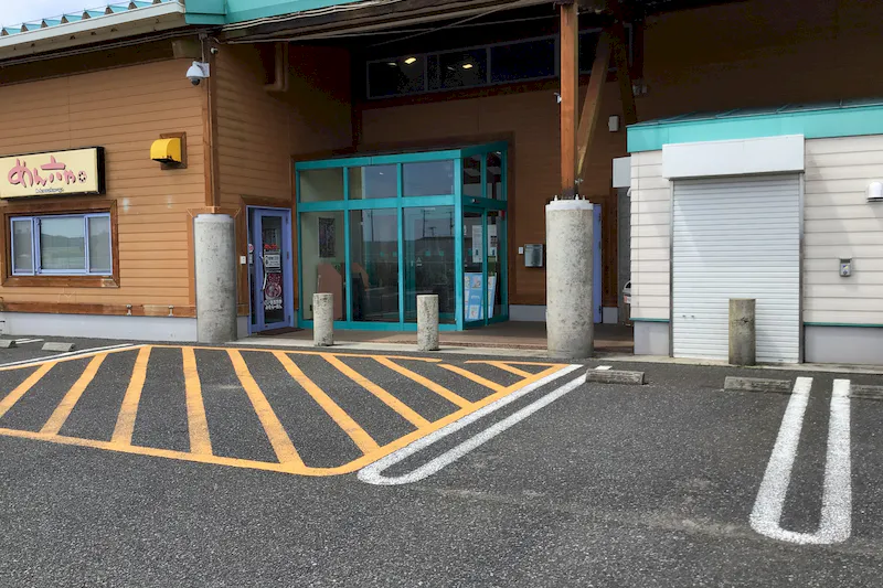 【ダイナム千葉銚子店｜割引キャンペーン実施中】キッチンカー出店やプロモーションイベントに最適なアミューズメント施設のイベントスペース②