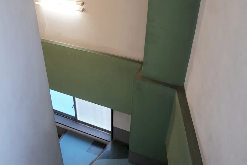 【南太田駅6分】ロケや撮影会等の撮影用途、展示会やワークショップに最適な4種の内装のコンセプトスタジオ