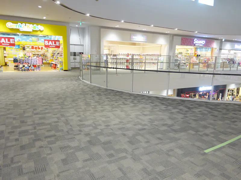 【イオンモールつくば】3FブリッジA（ゲンキキッズ前）の画像1