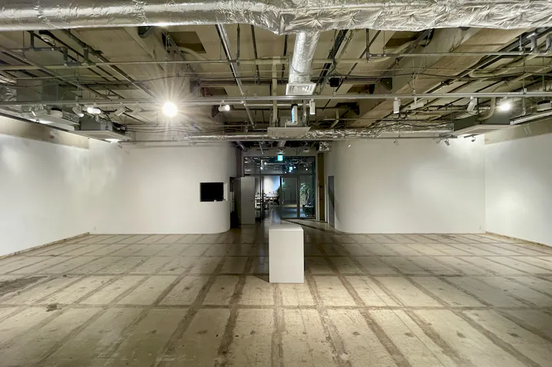 【茅場町駅2分】展示会・イベントに適した白壁でシックな雰囲気のイベントスペース
