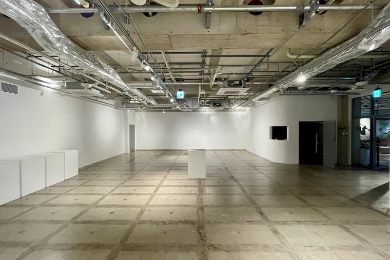 【茅場町駅2分】展示会・イベントに適した白壁でシックな雰囲気のイベントスペース