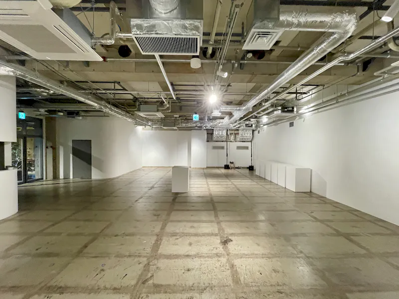 【茅場町駅2分】展示会・イベントに適した白壁でシックな雰囲気のイベントスペースの画像4