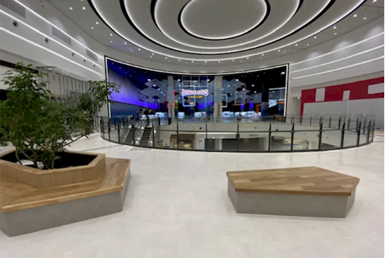 【イオンモール土岐】2F ダイソー前