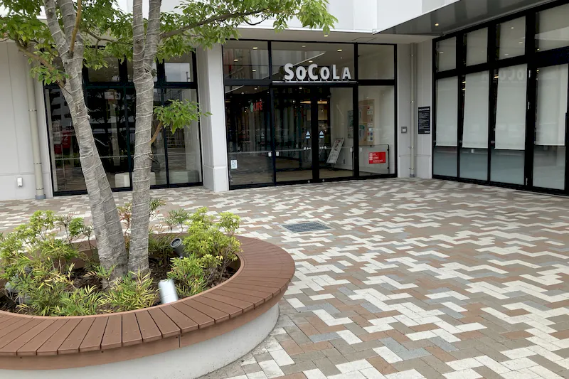 【SOCOLA所沢】1階屋外（メイン入り口前） 販促プロモーションに最適な催事イベントスペース