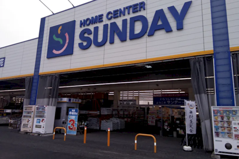【サンデー大和吉岡店】レジ前　食物販やプロモーション等の出店に最適なホームセンター店内のイベントスペース