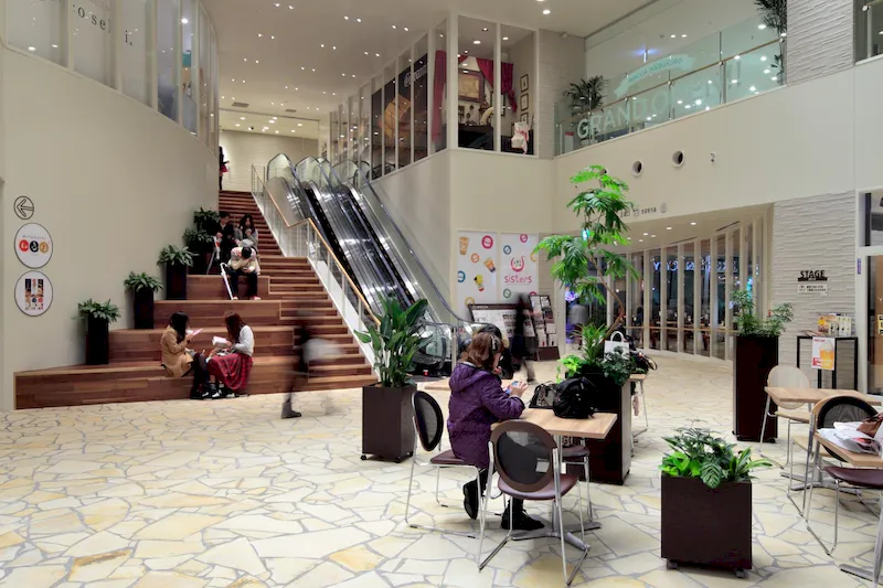【WACCA池袋】ポップアップストアやプロモーションイベントに適した駅チカ商業施設1F中央のイベントスペース