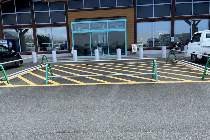 【ダイナム高知宿毛店｜割引キャンペーン実施中】キッチンカーに最適なアミューズメント施設のイベントスペース(店舗駐車場）