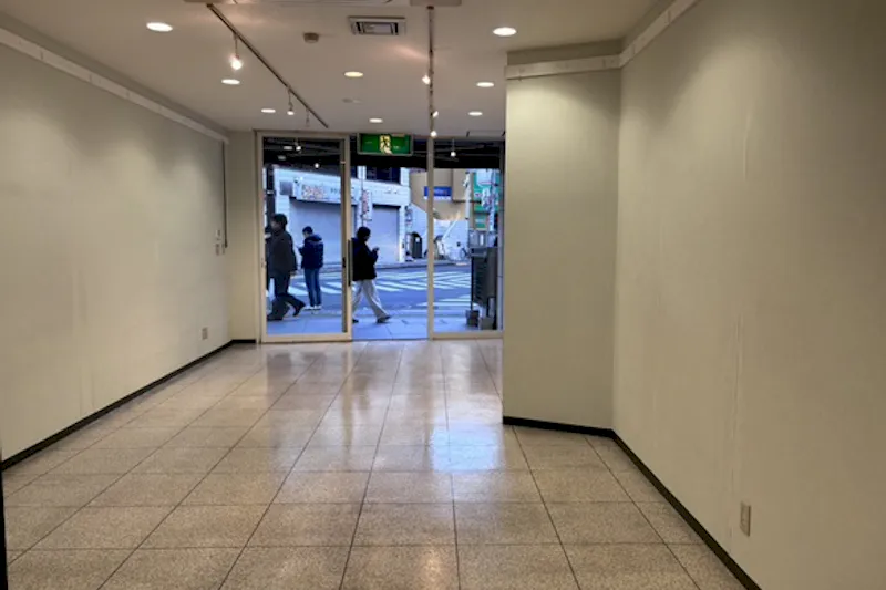 【三鷹駅3分／三鷹中央通り商店街】三鷹駅南口にある三鷹中央通り商店街内の貸店舗・イベントスペース