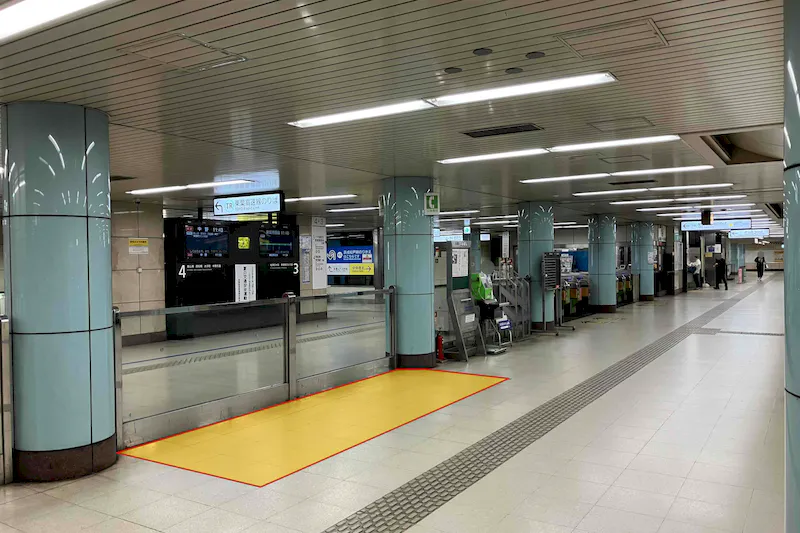 【北習志野駅】プロモーションや食物販に最適な人流の多い改札前スペース