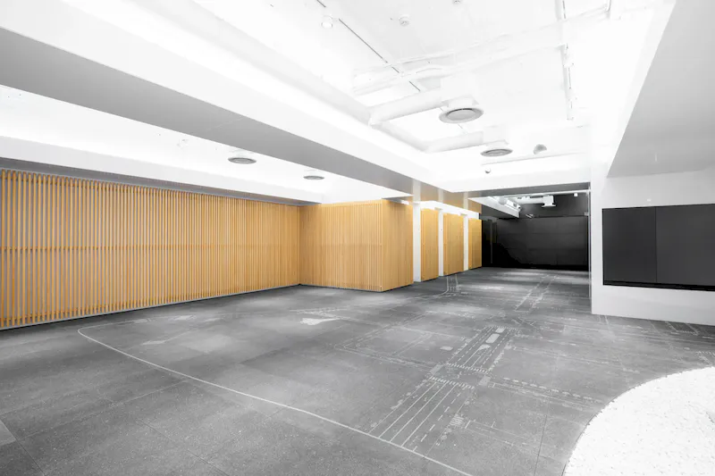【銀座駅4分】数寄屋橋交差点すぐの路面にあるプロモーションに最適なレンタルスペース（一部貸しA）