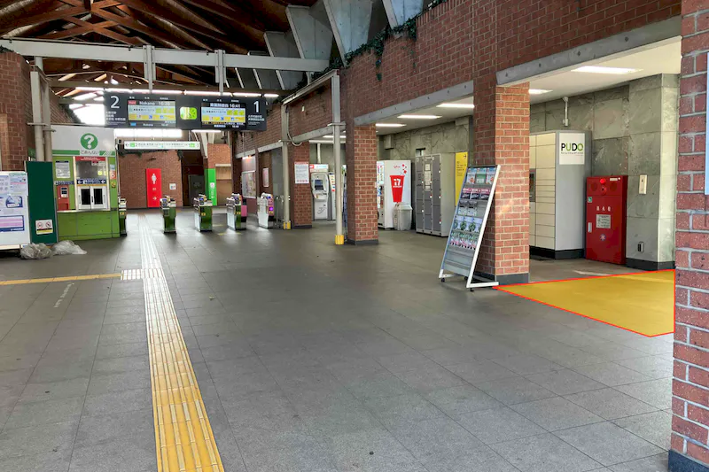 【船橋日大前駅】プロモーションや食物販に最適な人流の多い東口改札前スペース