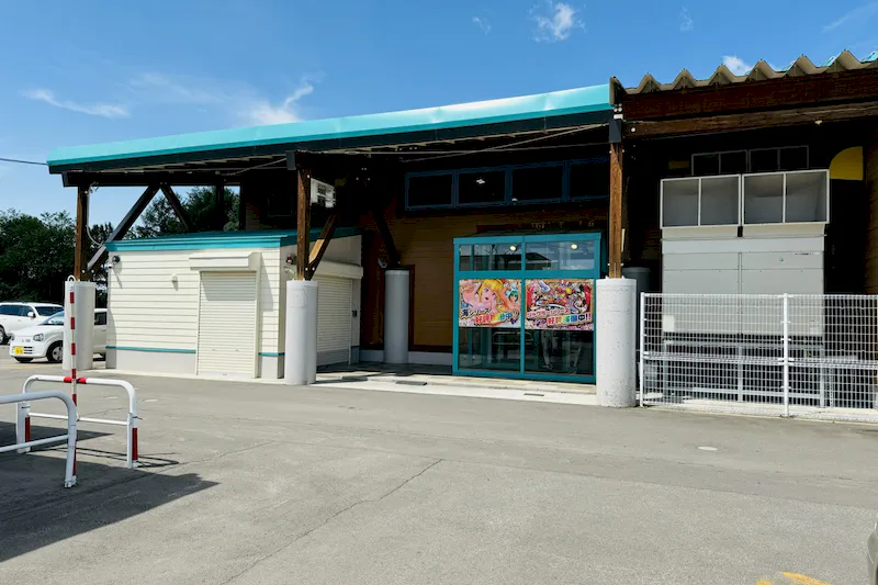 【ダイナム名寄店｜割引キャンペーン実施中】キッチンカーやプロモーションに最適なアミューズメント施設のイベントスペース（駐車場）
