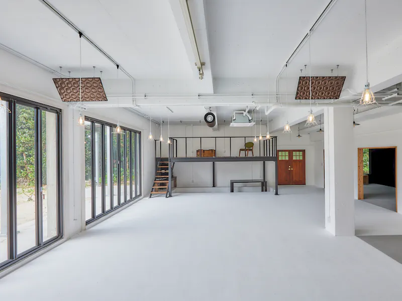 【沖縄県宮古島エリア】各種ポップアップや招待制の展示会に最適なナチュラルモダンな雰囲気が特徴的な路面スペースの画像3