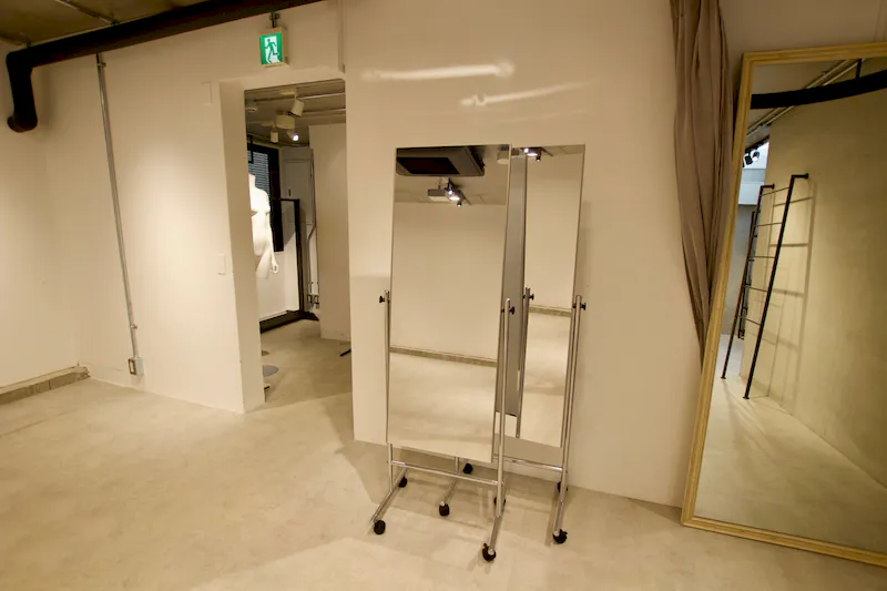 【表参道駅5分】展示会やポップアップストアに適した一軒家風のフレキシブルに使えるスペース(1F+2F)