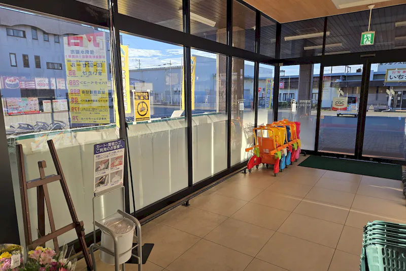 【双葉食彩館】プロモーション催事に最適な店内入口横スペース