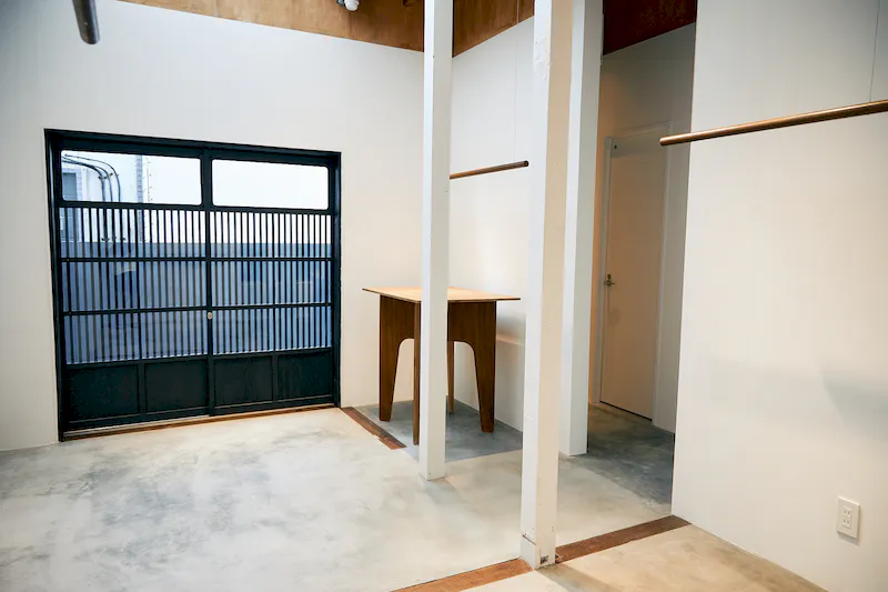 【明治神宮前（原宿）駅10分】アパレルの展示販売会や個展、グループ展等のアート展、ポップアップストアに最適な和モダンなレンタルスペース