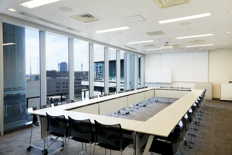 【ヒカリエカンファレンス（Room D）/渋谷駅直結】展示会や大規模セミナーにも適したヒカリエ内のイベントスペース