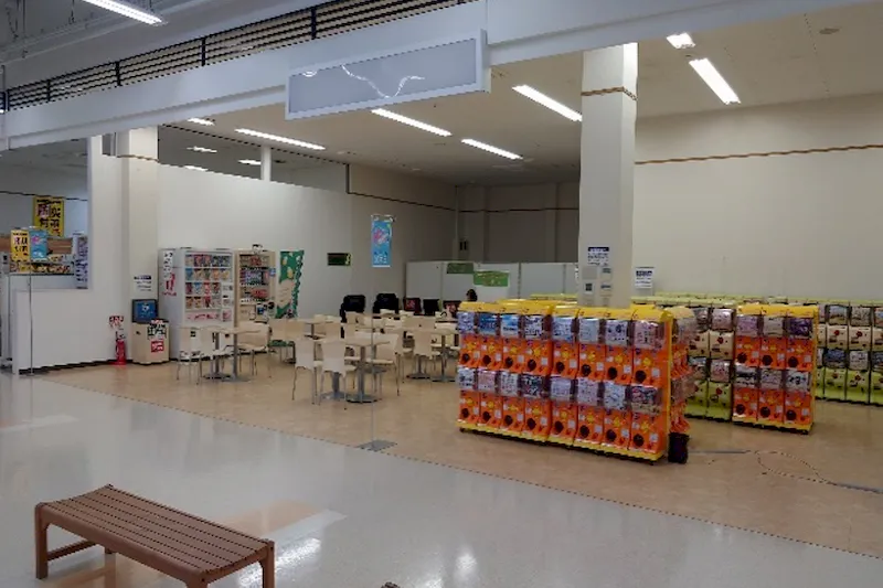 【イオンスーパーセンター涌谷店】休憩所 販促プロモーションや物販に最適なスーパー店内催事イベントスペース