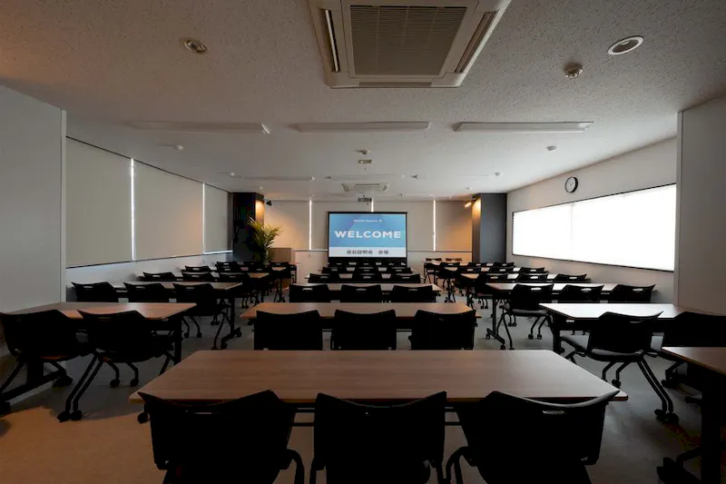 【神田駅1分】展示会、販売会にも適した70㎡ の広いレンタルスペース