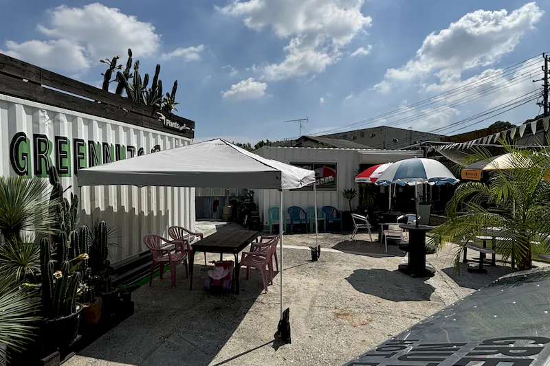 【横浜市神奈川区羽沢町】ポップアップストアや撮影に適したアメリカ風の雰囲気が漂う屋外スペース