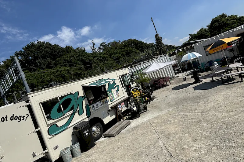 【横浜市神奈川区羽沢町】ポップアップストアや撮影に適したアメリカ風の雰囲気が漂う屋外スペース