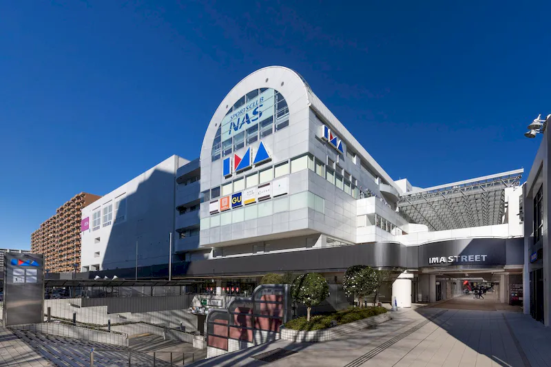 【光が丘IMA/光が丘駅直結】電子タバコ等の喫煙具PRに最適な駅直結ショッピングセンターの3階喫煙スペース前にあるイベントスペース