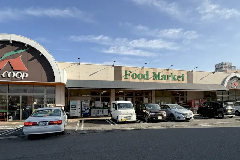 【Aコープみよし店】食物販や販促イベントに最適な屋外軒下スペースの画像