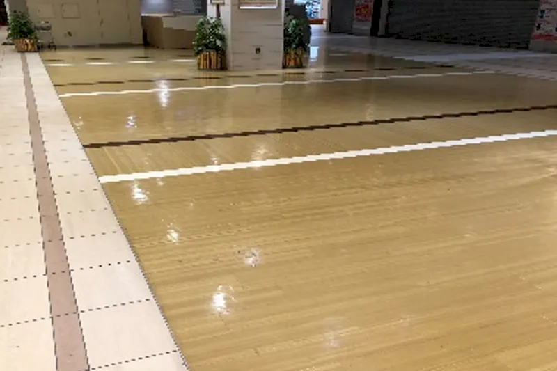 【ララガーデン川口】1階 プラザ②