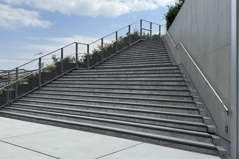 【KOMAZAWA Park Quarter】【駒沢大学駅徒歩1分】カフェ横の緑あふれるテラス空間「KOMAZAWA Park Quarter Biotope」