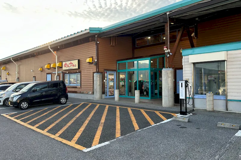 【ダイナム岐阜養老店｜割引キャンペーン実施中】キッチンカーやプロモーションに最適なアミューズメント施設のイベントスペース