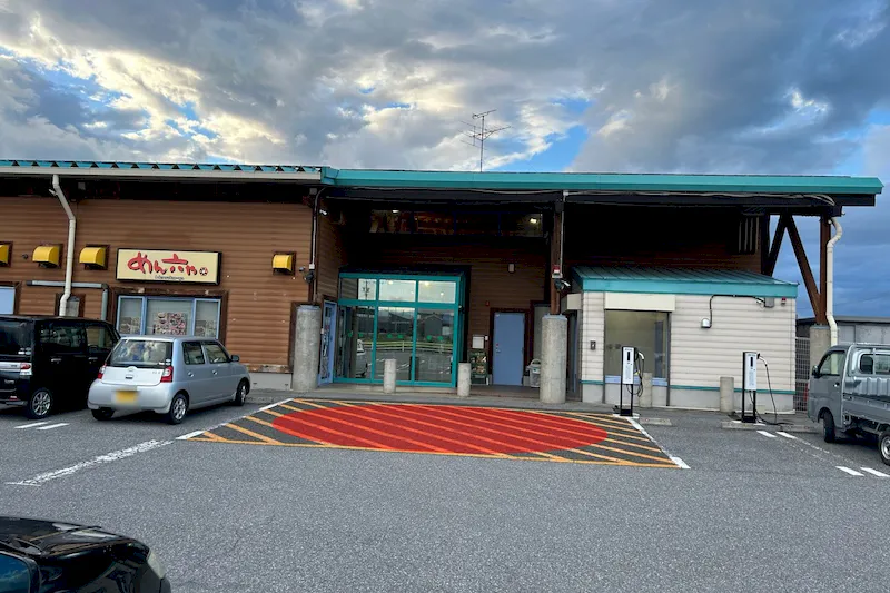 【ダイナム岐阜養老店｜割引キャンペーン実施中】キッチンカーやプロモーションに最適なアミューズメント施設のイベントスペース