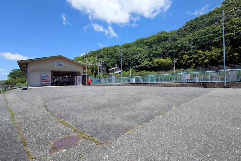 【木幡駅】物販やプロモーションに最適　自動車の乗り入れが可能な改札外駅前広場イベントスペース