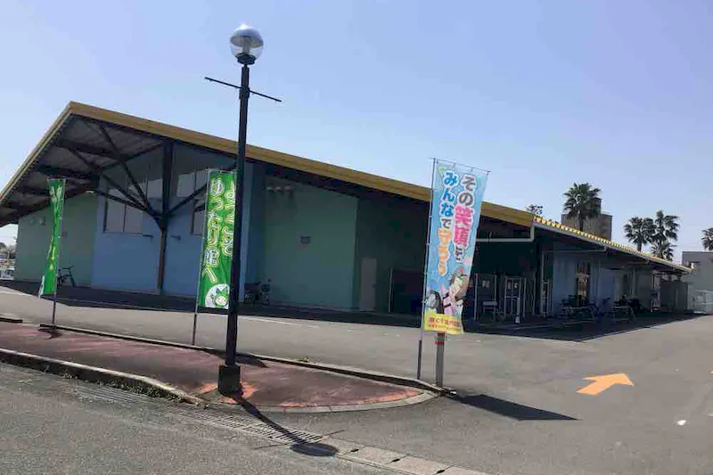 【ダイナム佐賀上峰店ゆったり館｜割引キャンペーン実施中】キッチンカー出店やプロモーションイベントに最適なアミューズメント施設のイベントスペース