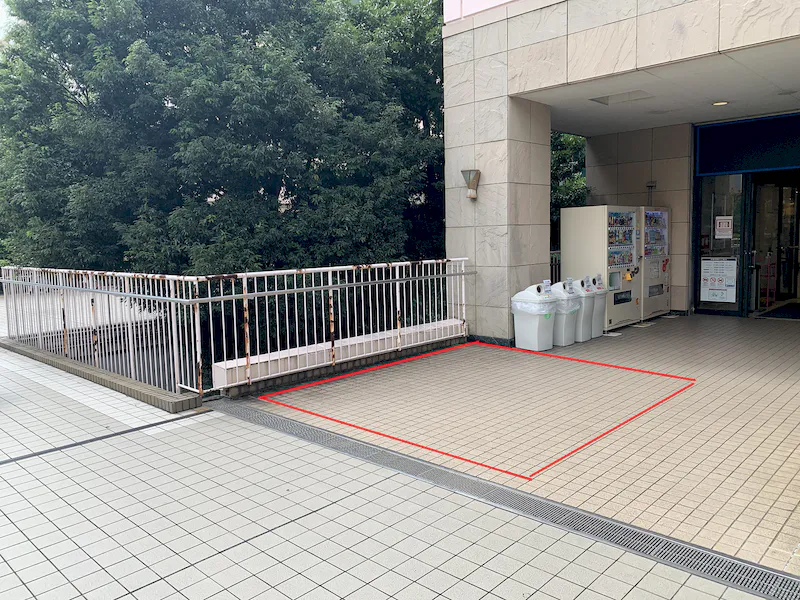 【イオンスタイル新百合ヶ丘】PR、催事などの各種イベントに活用できる歩道に面したエレベーターホール前のイベントスペースの画像2