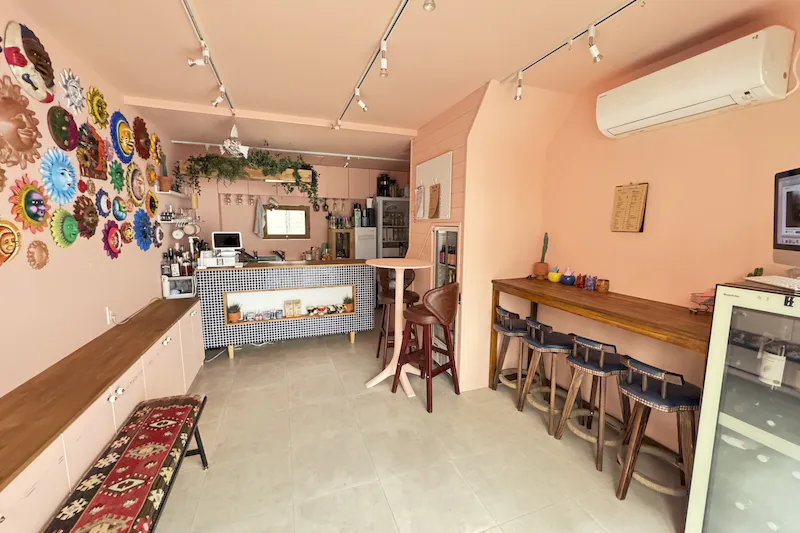 【三軒茶屋駅徒歩5分】ポップアップストアやプロモーションに適した三軒茶屋の商店街内の路面スペース