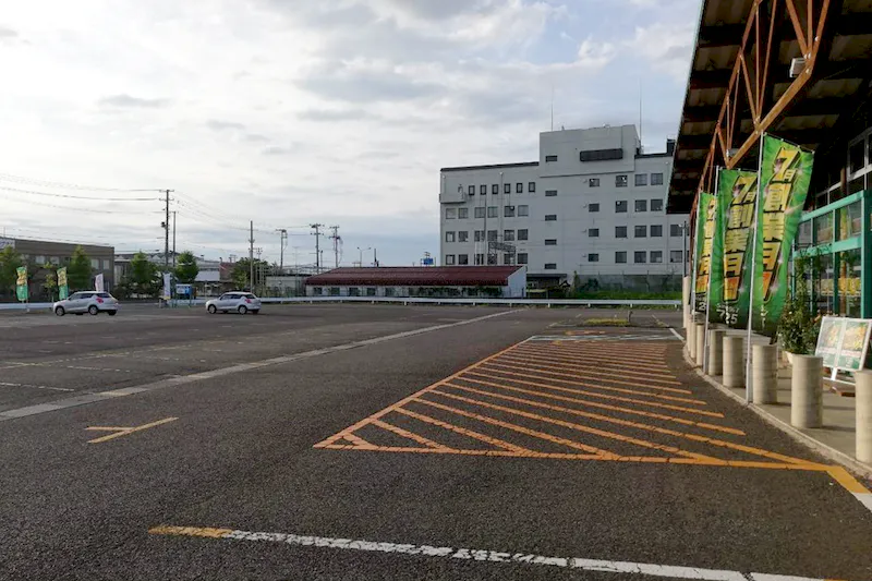【ダイナム新潟東店｜割引キャンペーン実施中】キッチンカーや各種プロモーションイベントでの出店に最適なアミューズメント施設のイベントスペース