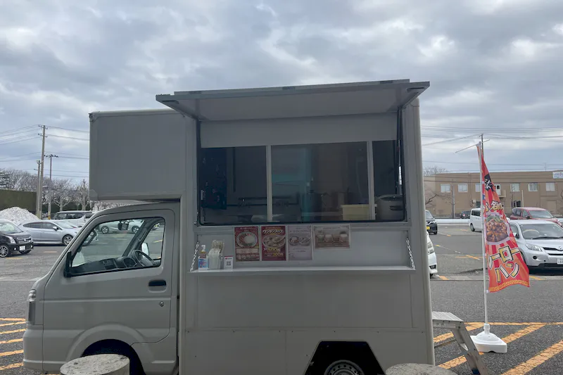 【ダイナム新潟東店｜割引キャンペーン実施中】キッチンカーや各種プロモーションイベントでの出店に最適なアミューズメント施設のイベントスペース